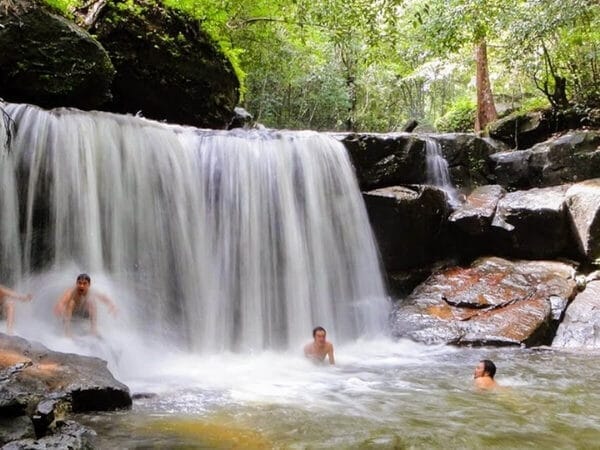 Suoi Tranh Waterfall