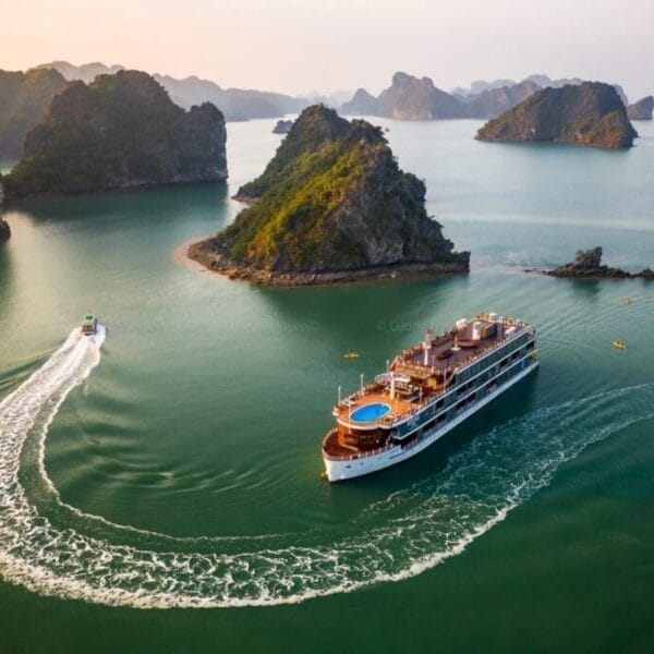 Halong bay 