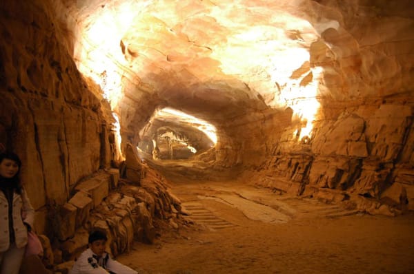 Three Ladies Cave