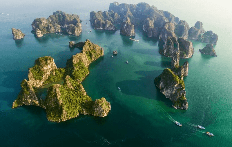 The beauty of hundreds of islands