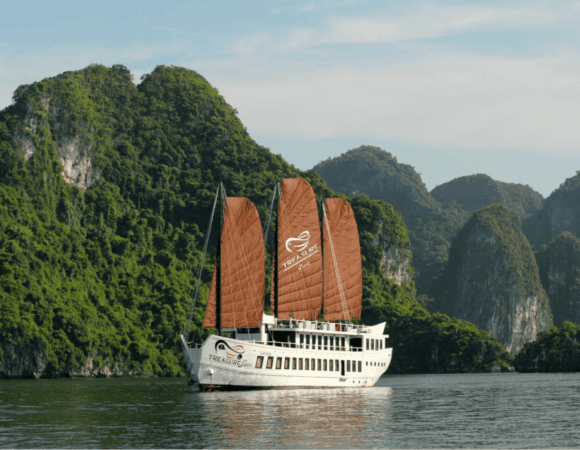 Bai Tu Long bay cruise: All you need to know BEFORE you go