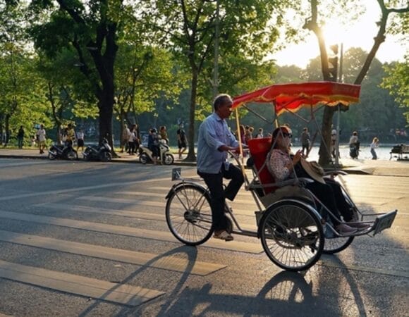 Vietnam Legacy: 10 day-luxury Tour (Code: AV66)