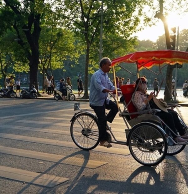 Vietnam Legacy: 10 day-luxury Tour (Code: AV66)