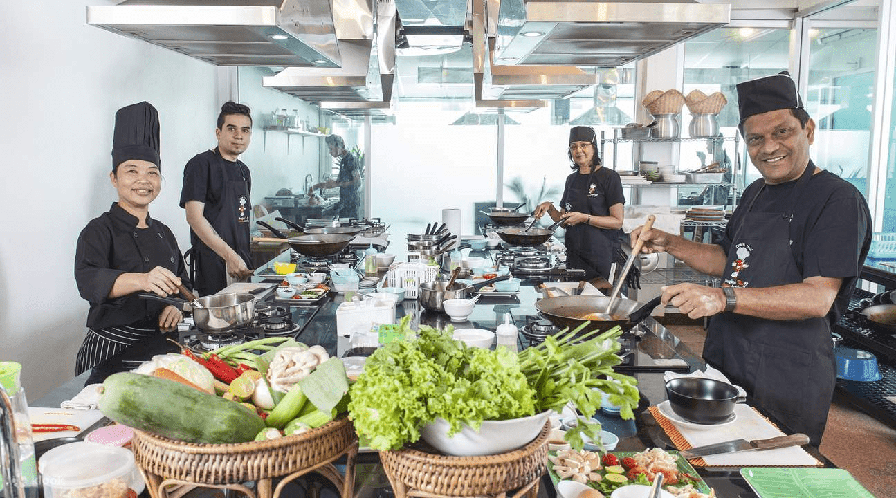 Don't forget to take a Thai cooking class