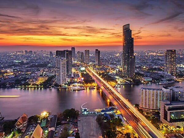 The ideal time to start your trip to Bangkok is during the dry season