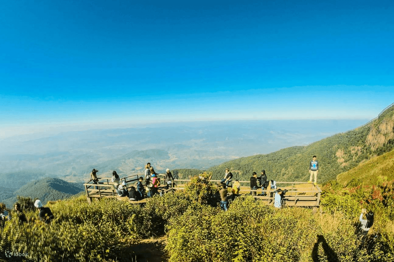 Hiking the Kew Mae Pan Trail