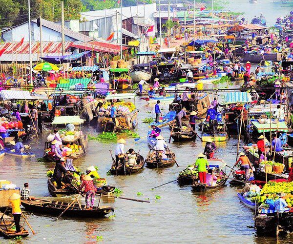 Cai-Be-Floating-Market