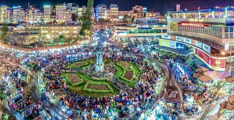 Panoramic view of Dalat Night Market