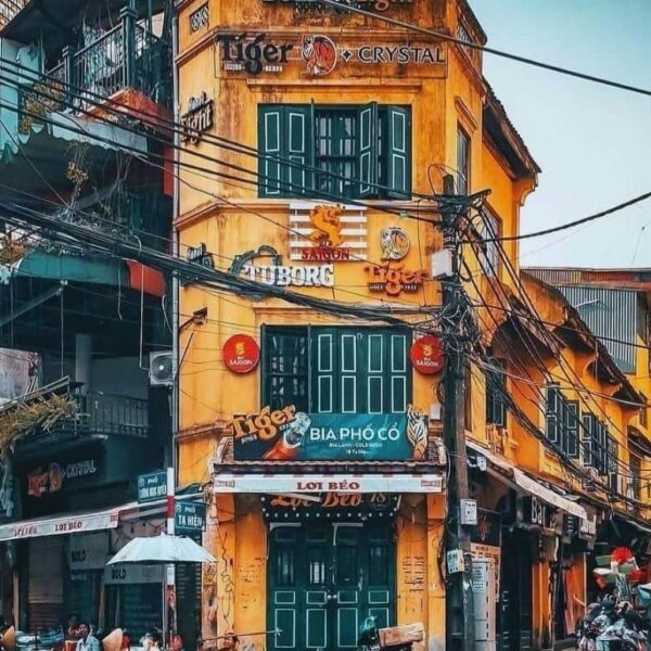 Wrap up your day with Hanoi’s famous street food and beer on Ta Hien Street