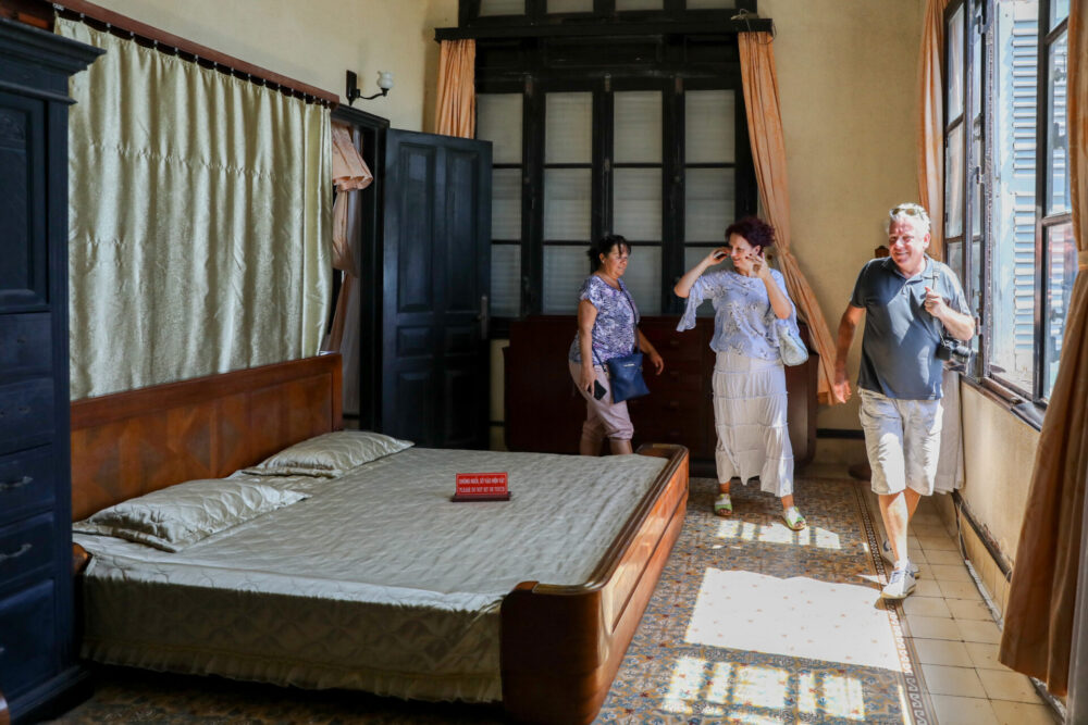 To learn more about Bach Dinh history, book a tour guide for valuable insights